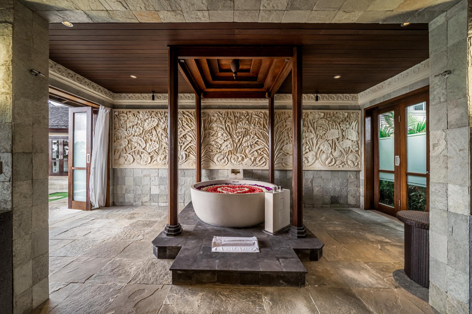 Ocean Suite 1 - Image 2